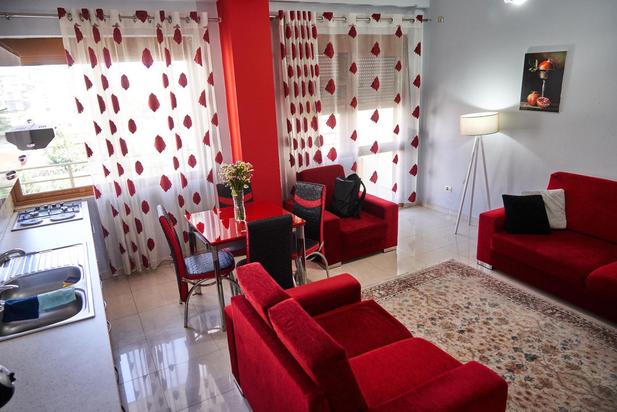 Kalpazo Home New Bazzar Тирана Экстерьер фото