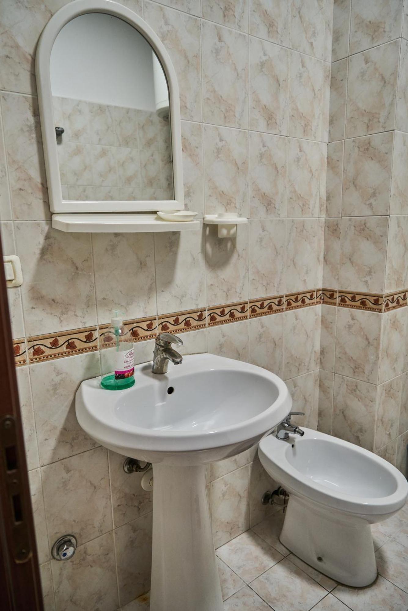 Kalpazo Home New Bazzar Тирана Экстерьер фото